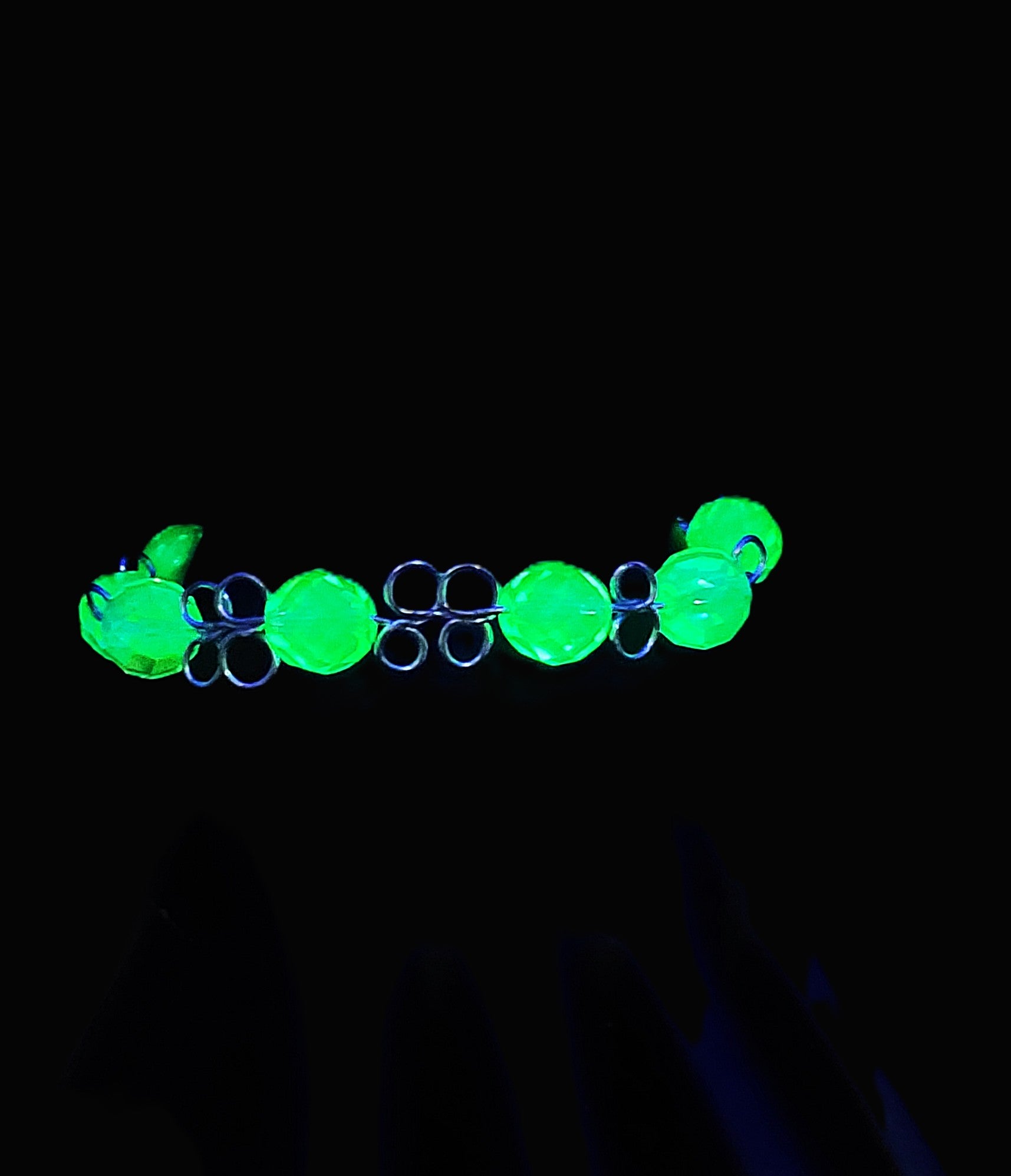 Uranium Czech green faceted glass bead on a Hand wired 6" dainty bangle bracelet with clasp