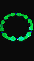 Uranium high glow UV reactive crackle bead 7" stretch bracelet