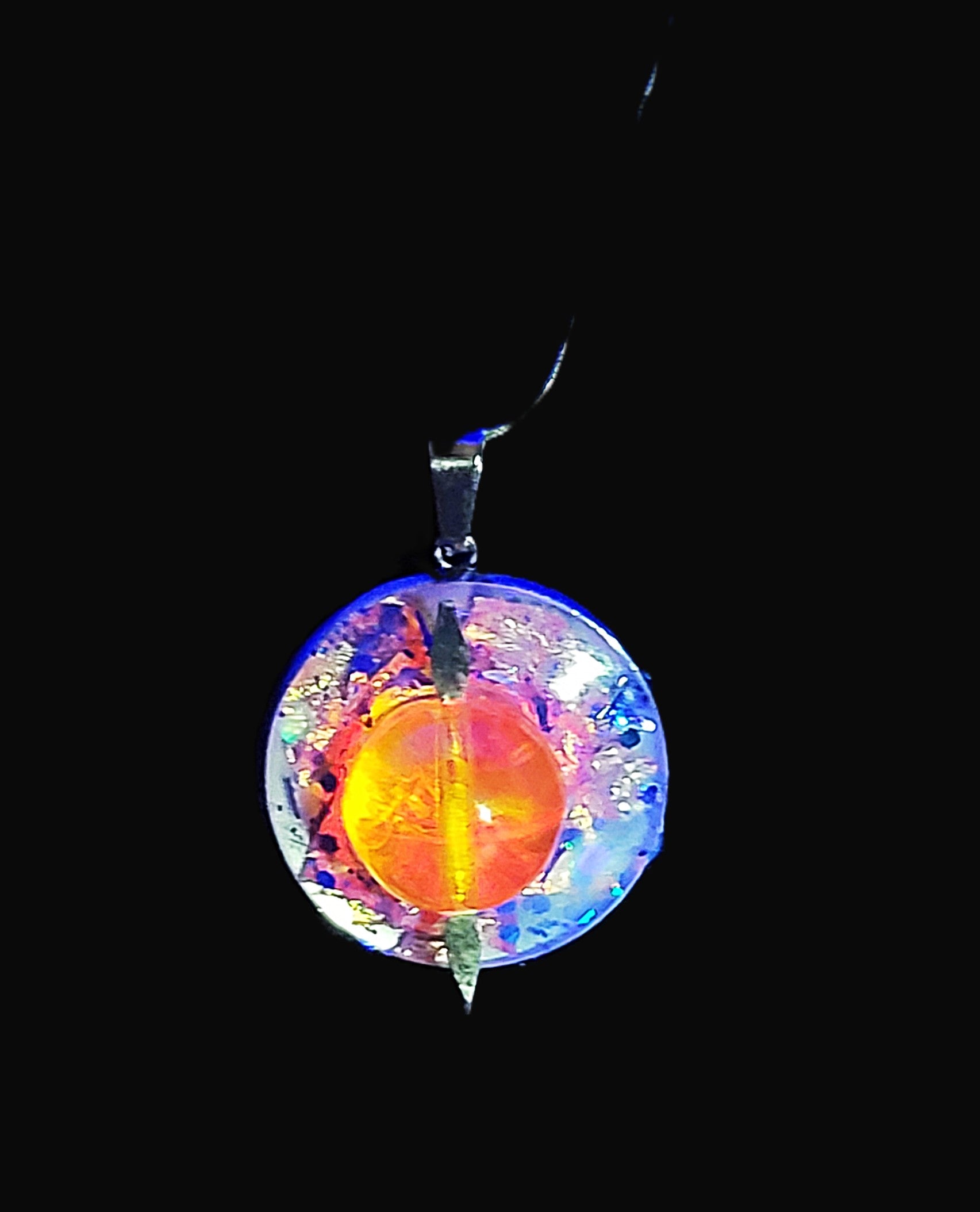 UV reactive Cadmium glass 16mm bead on silver tone 18" snake chain necklace