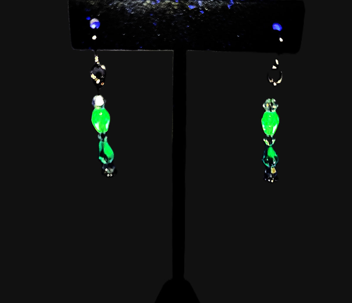 UV Glow Uranium Blue and Green Czech Glass Beads and Crystal 8" Bracelet and Earring Set