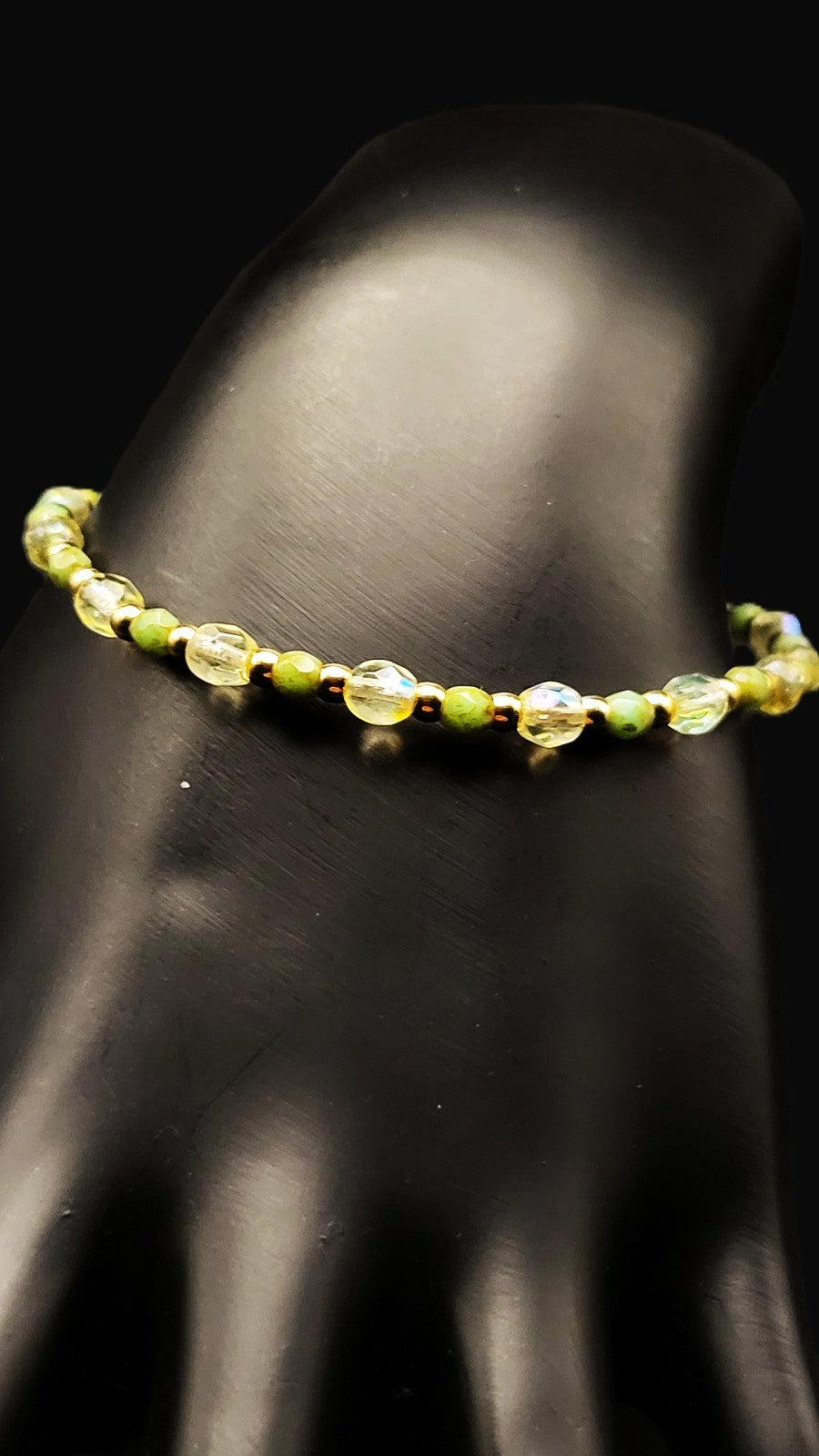 UV Glow Uranium Picasso Teal Fire Polished Glass Beads Czech  bracelet stretch 7"