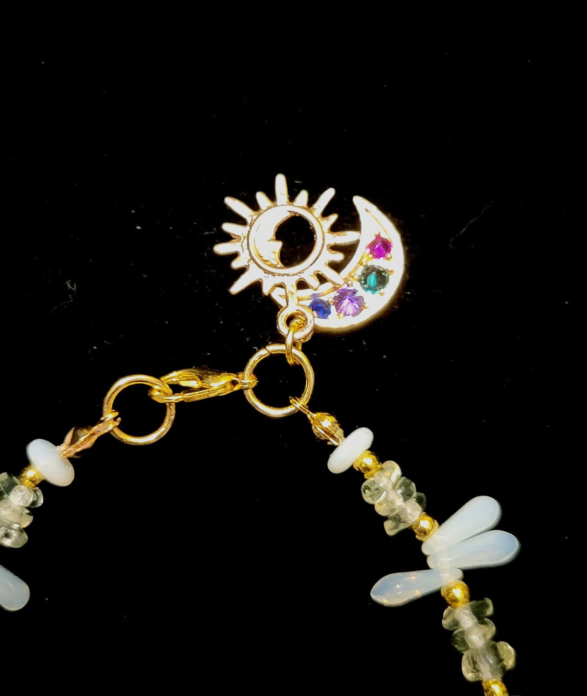Uranium UV Glow 8" Stretch Bracelet With White and Green Glass Beads, Sun & Moon Charms