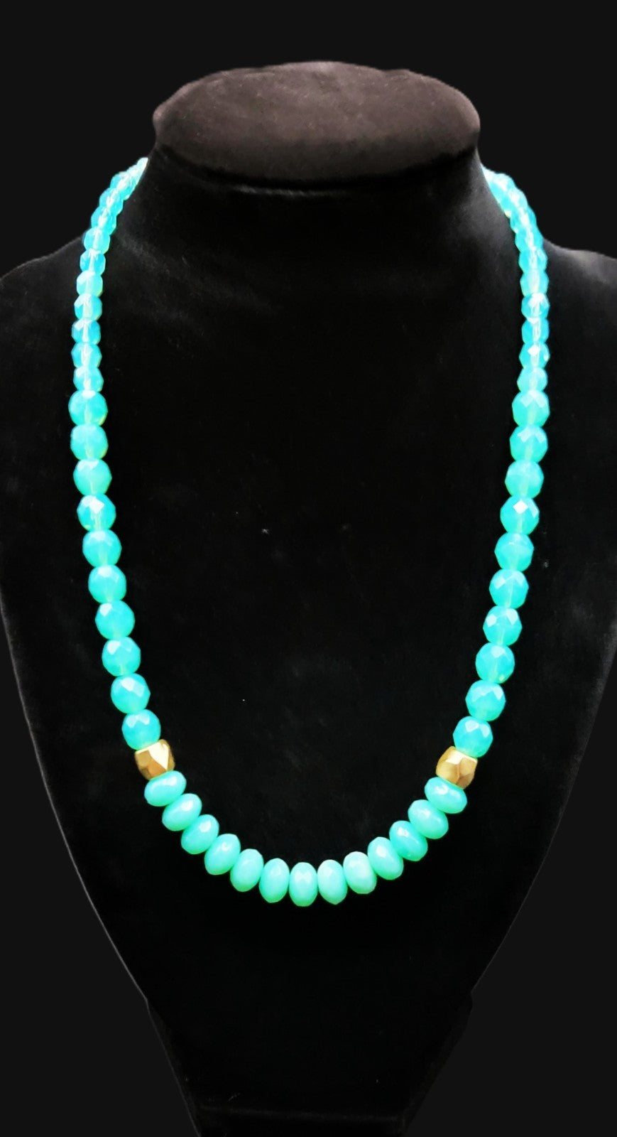 Uranium UV Czech Turquoise Colored Graduated Glass Bead 17" Necklace GREAT GLOW!