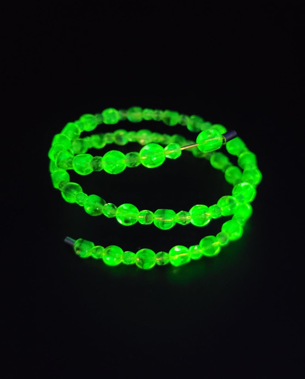 Uranium UV Reactive Vintage Czech glass beads loose 2.5 wrap coil bracelet 8"wrist