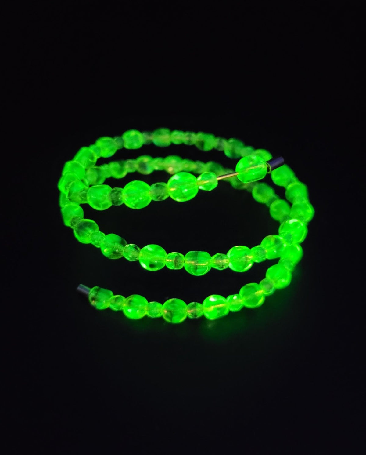 Uranium UV Reactive Vintage Czech glass beads loose 2.5 wrap coil bracelet 8"wrist