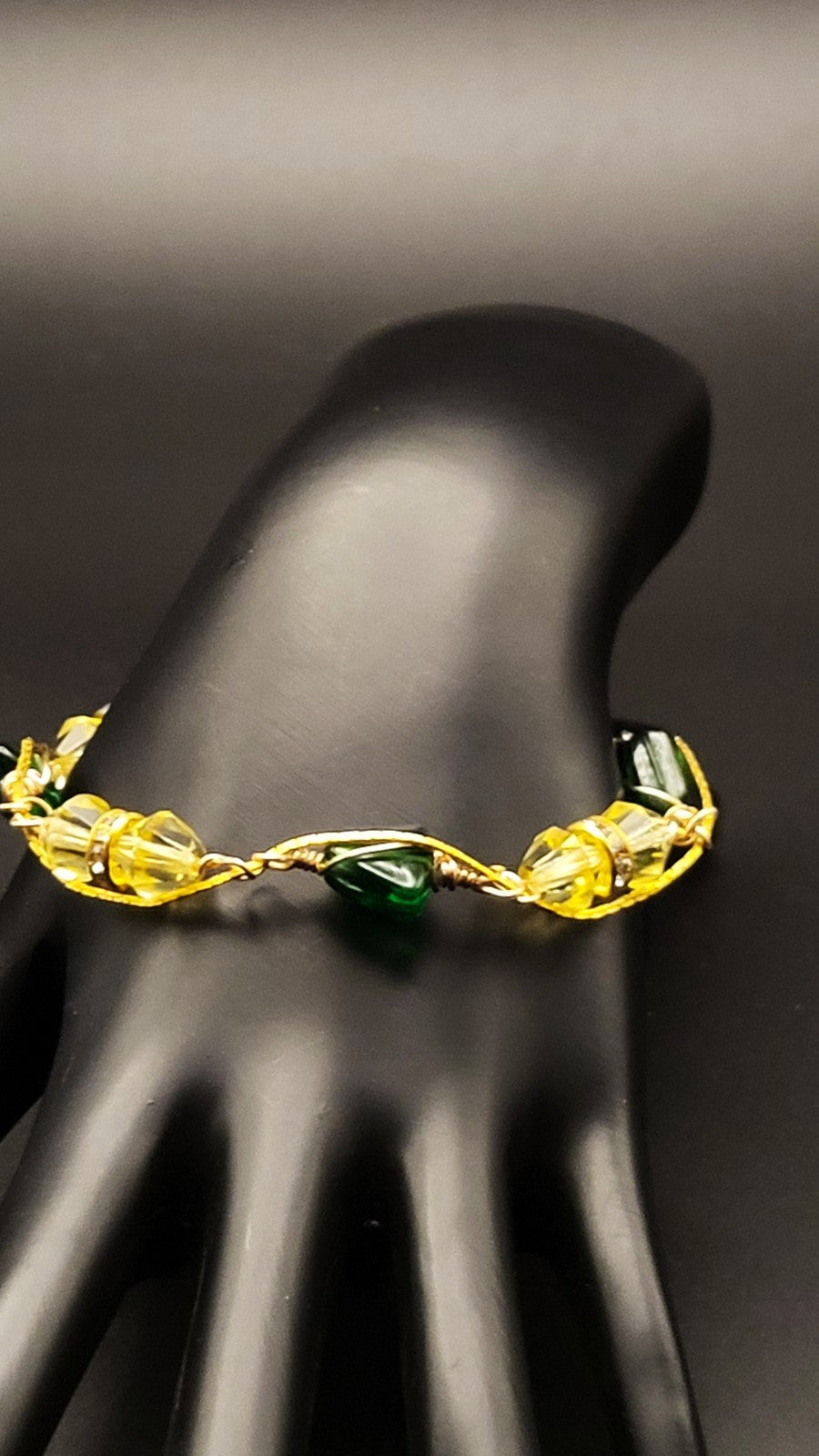 Uranium Czech UV Glow Yellow Glass and Antigue Emerald Green Glass 7.5" Bracelet