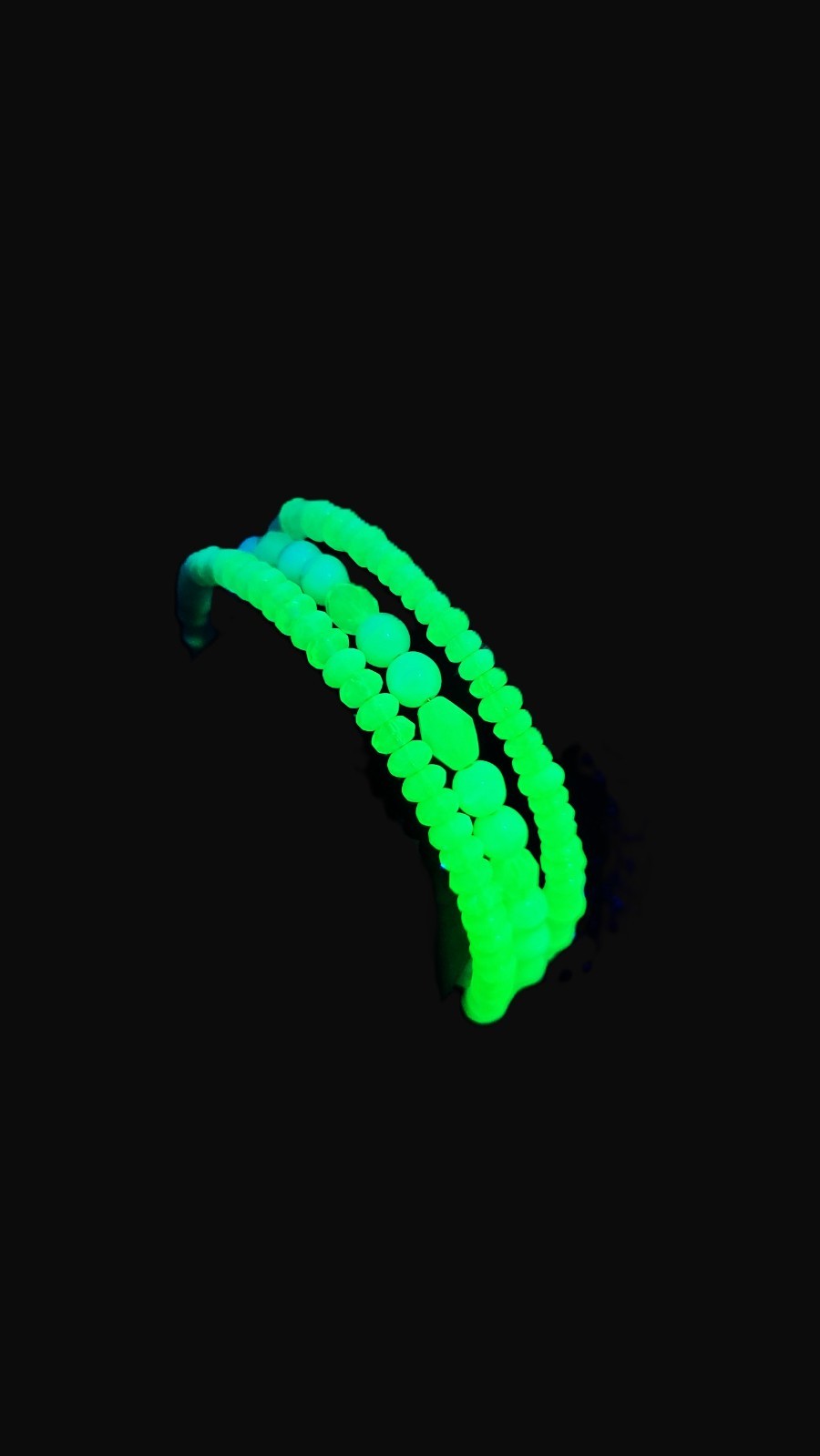 UV Glow Uranium Czech Glass Bead Triple Strand Aqua Coil Bracelet on Gold Tone Memory Wire