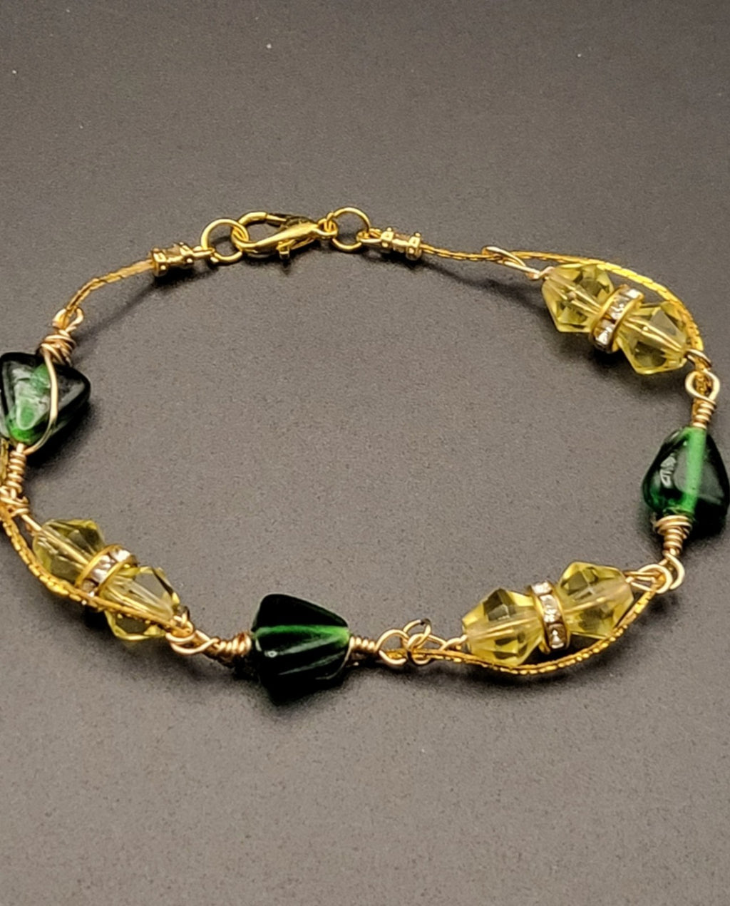 Uranium Czech UV Glow Yellow Glass and Antigue Emerald Green Glass 7.5" Bracelet