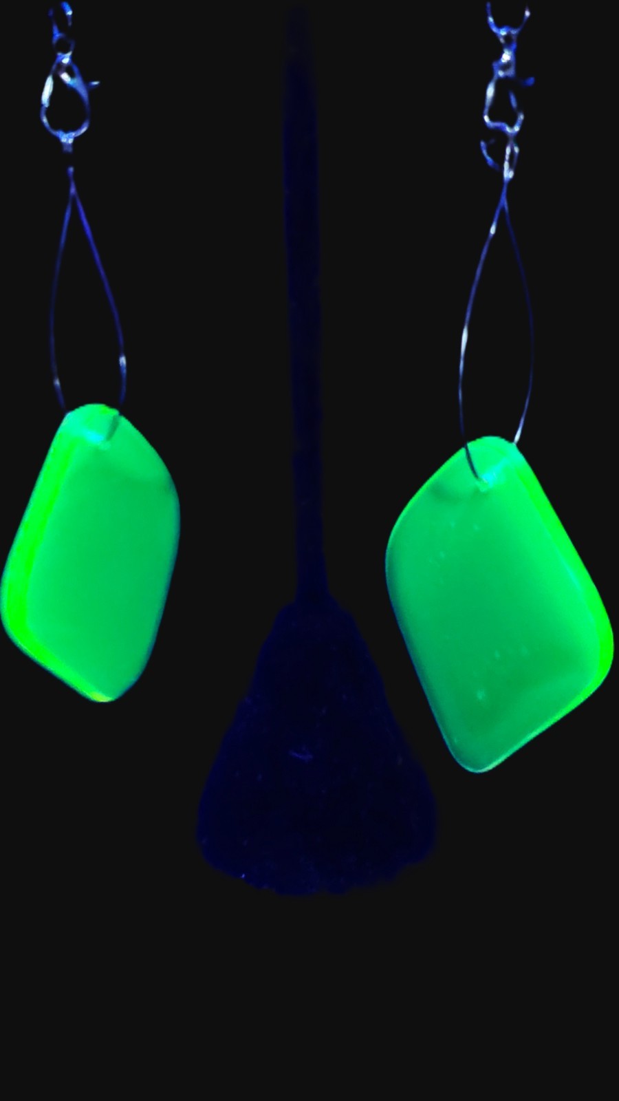 UV Glow Uranium Czech Pink Glass Gold Tone Lever Back Earrings Hand Wired 4" Dangle