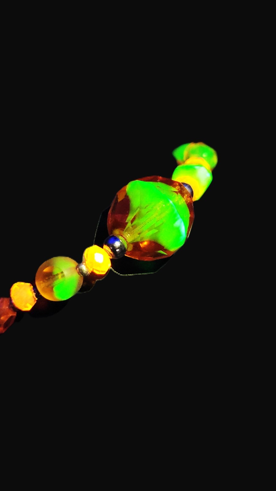 UV Uranium and Cadmium Glow Czech Glass Beads 6" Stretch Bracelet