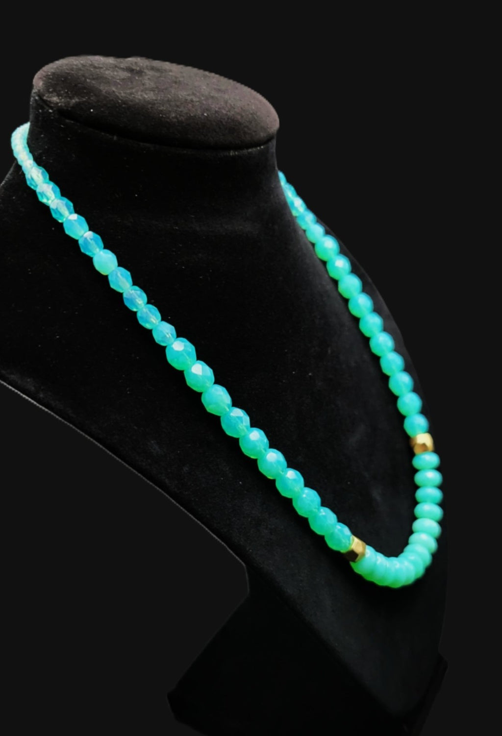 Uranium UV Czech Turquoise Colored Graduated Glass Bead 17" Necklace GREAT GLOW!