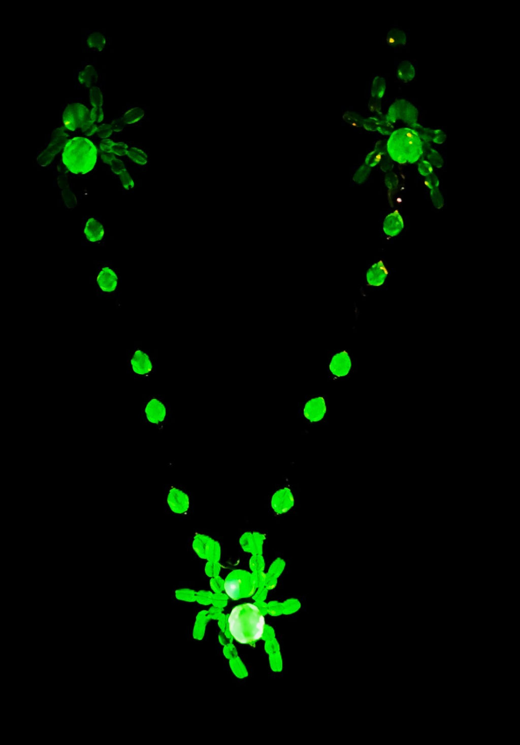 UV Glow Uranium Glass Bead Spider Necklace Silver Tone,  Hand Wired 16" Necklace