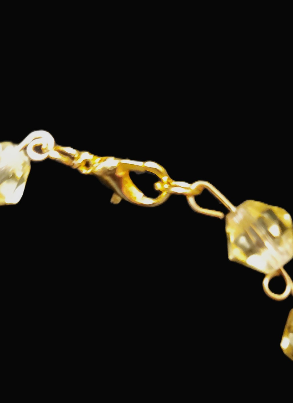 UV Glow Czech Glass Bead Uranium Crystals Hand wired 7" Gold Tone Bracelet