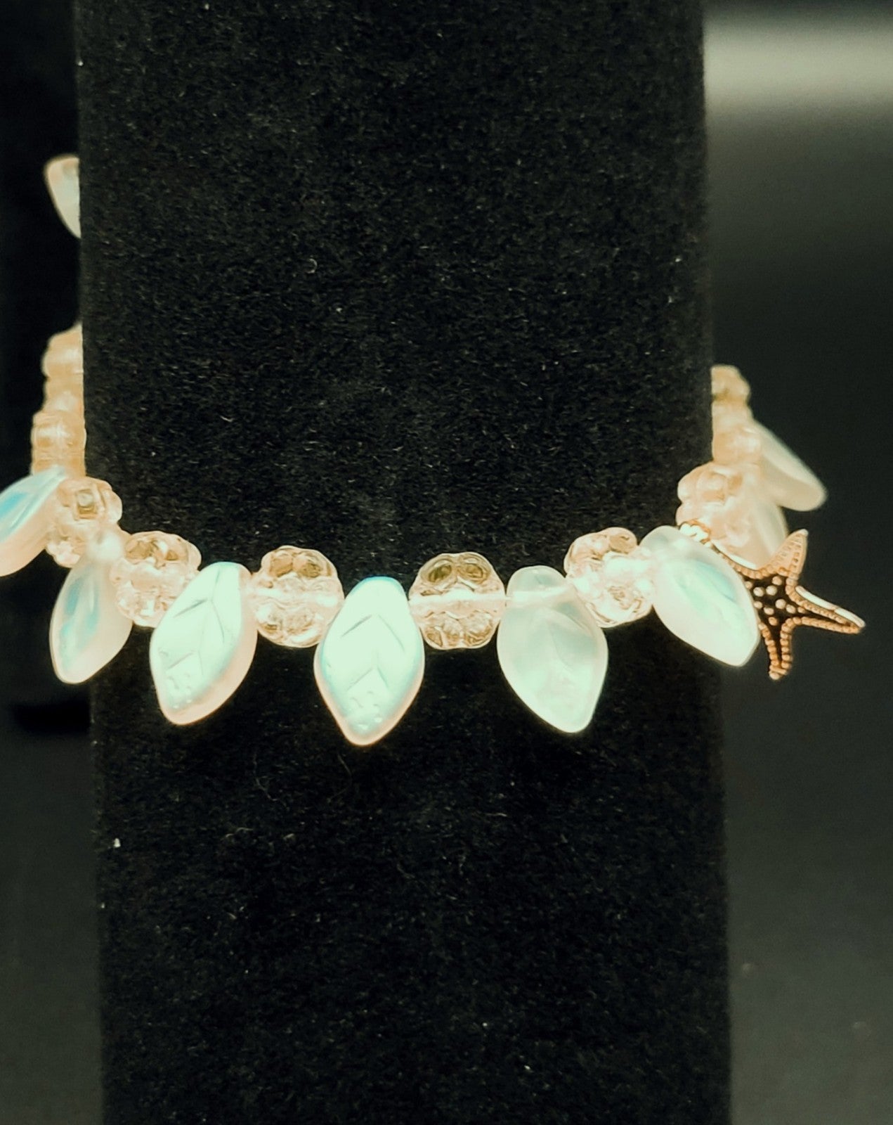 Uranium UV Glow Yellow Flowers with Iridescent Leaves, Starfish Charm Stretch 8" Bracelet