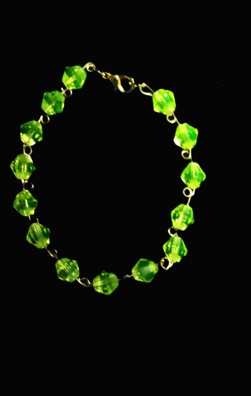 UV Glow Czech Glass Bead Uranium Crystals Hand wired 7" Gold Tone Bracelet