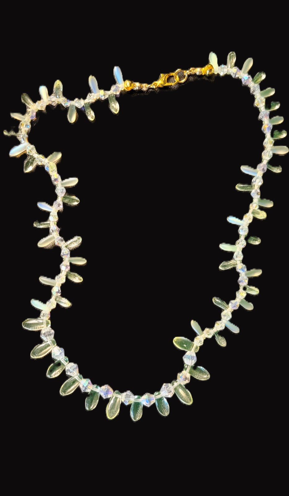 Uranium Green & White Czech Dagger Glass Bead 16" Stretch Necklace with Clasp