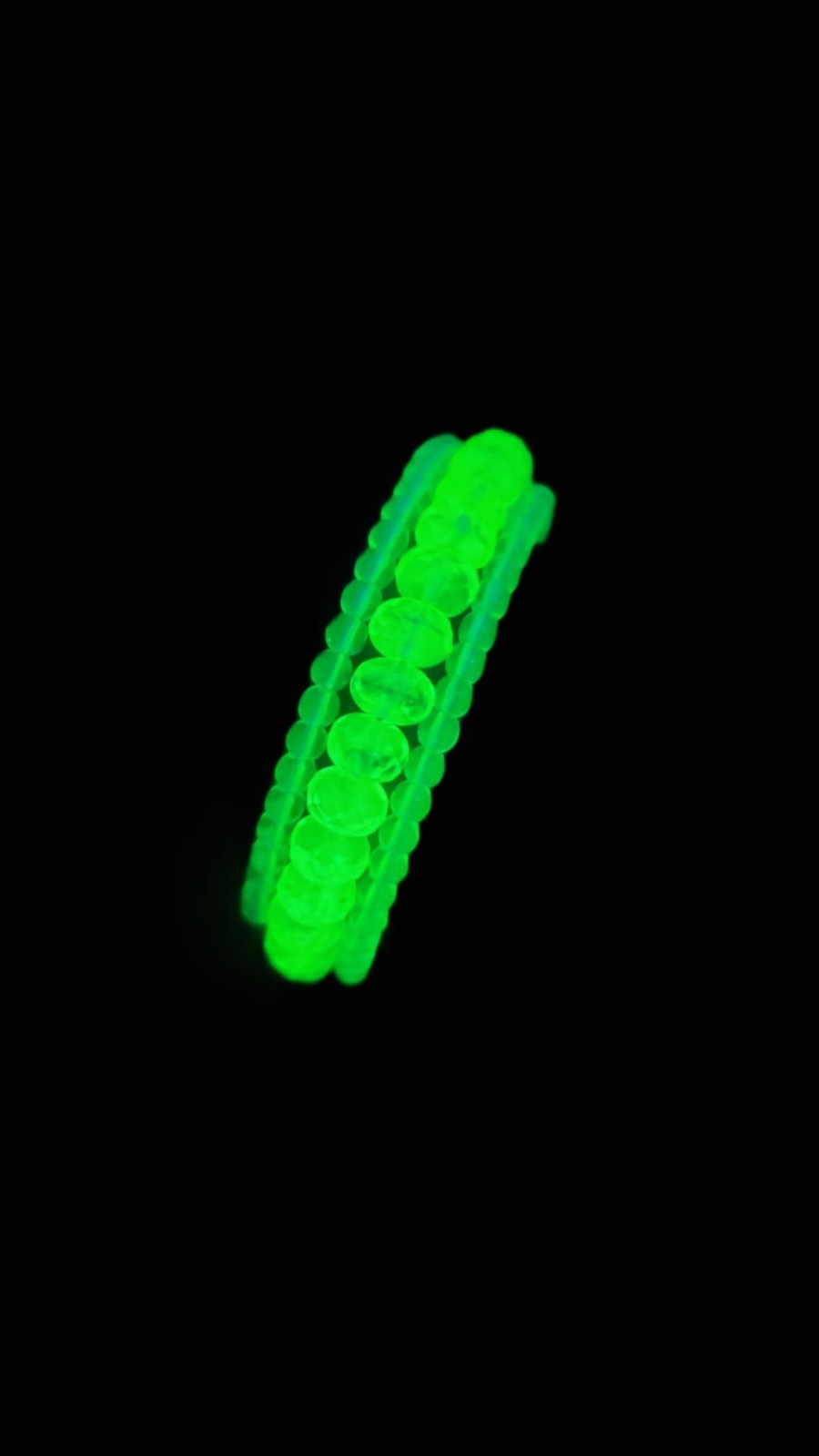 UV Glow Uranium Czech Glass Aqua Beads Triple Wrap Silver Tone Coil Wire Bracelet 7"