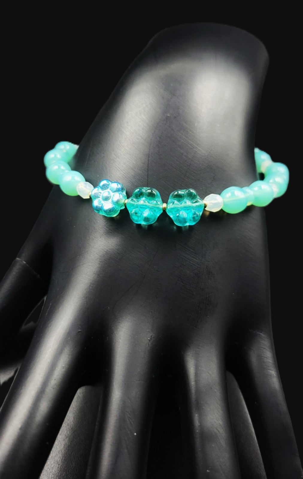 UV Glow Uranium Glass Flower and Blue and White Glass Beads UV 7.5" Toggle Bracelet