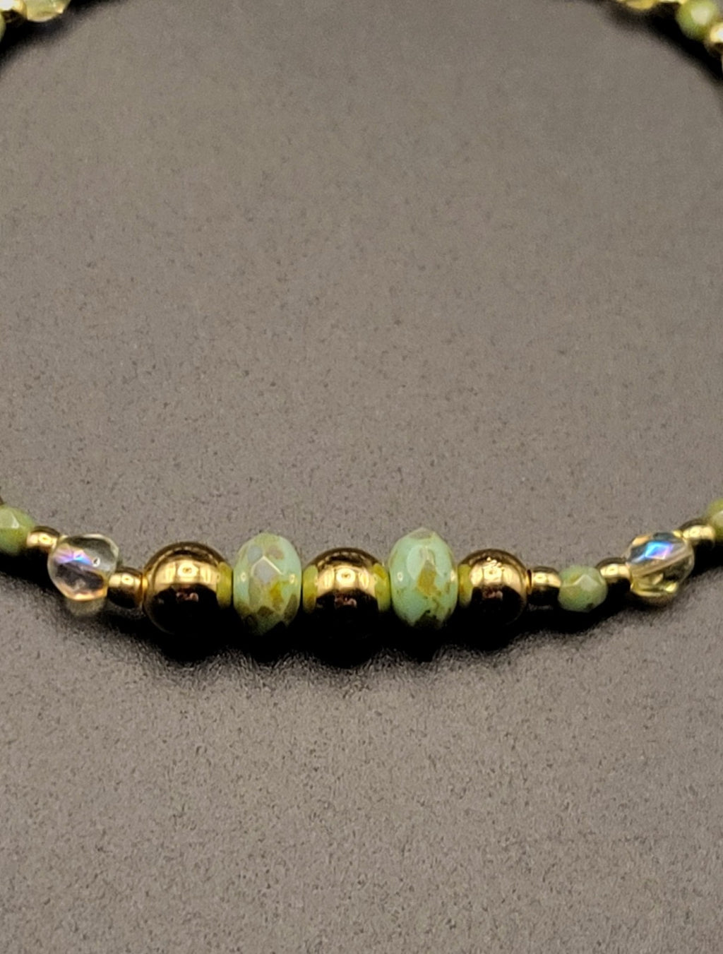 UV Glow Uranium Picasso Teal Fire Polished Glass Beads Czech  bracelet stretch 7"