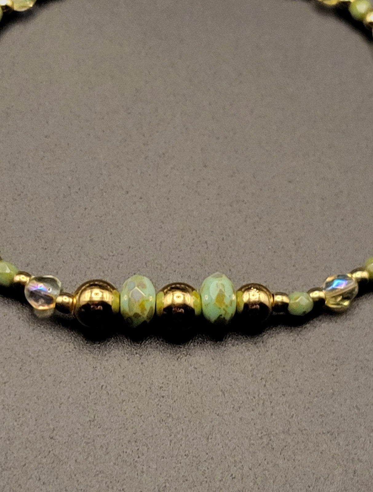 UV Glow Uranium Picasso Teal Fire Polished Glass Beads Czech  bracelet stretch 7"