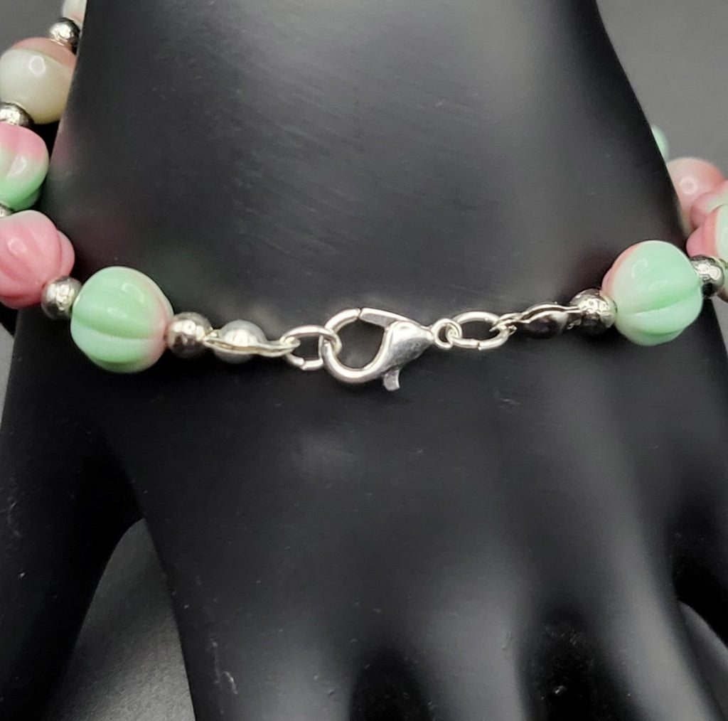 UV Glow Uranium Pink and Green Melon Glass Beads with Starfish Spacers 8" Bracelet