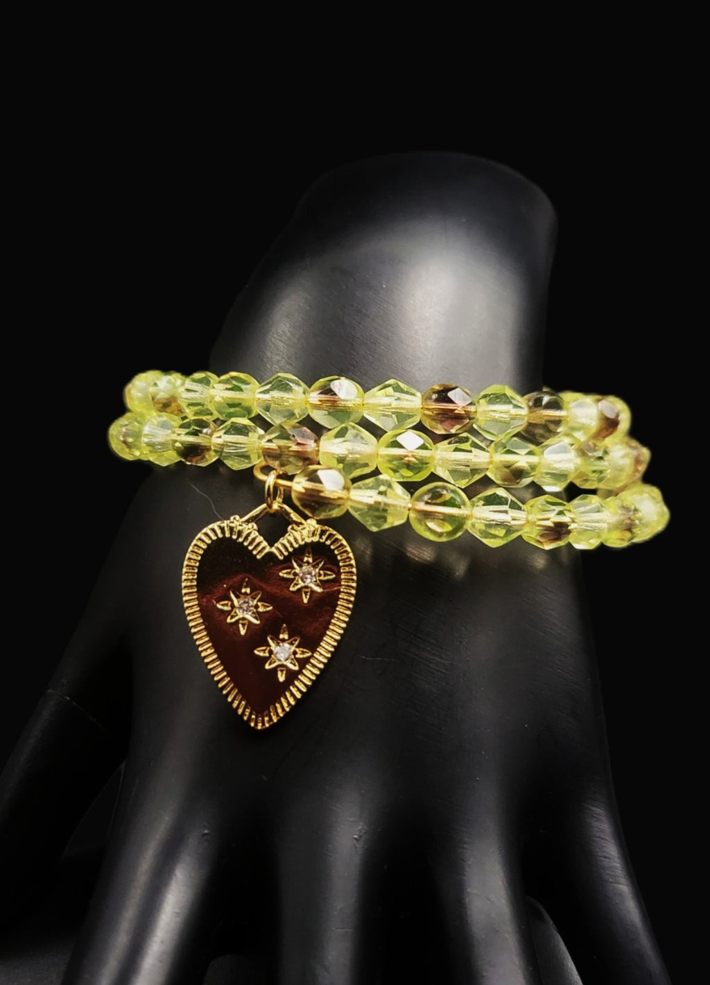 UV Glow Uranium Czech Crystal and Glass Beads on 3 Coil Gold Tone Wire Bracelet 7" with Heart Charm