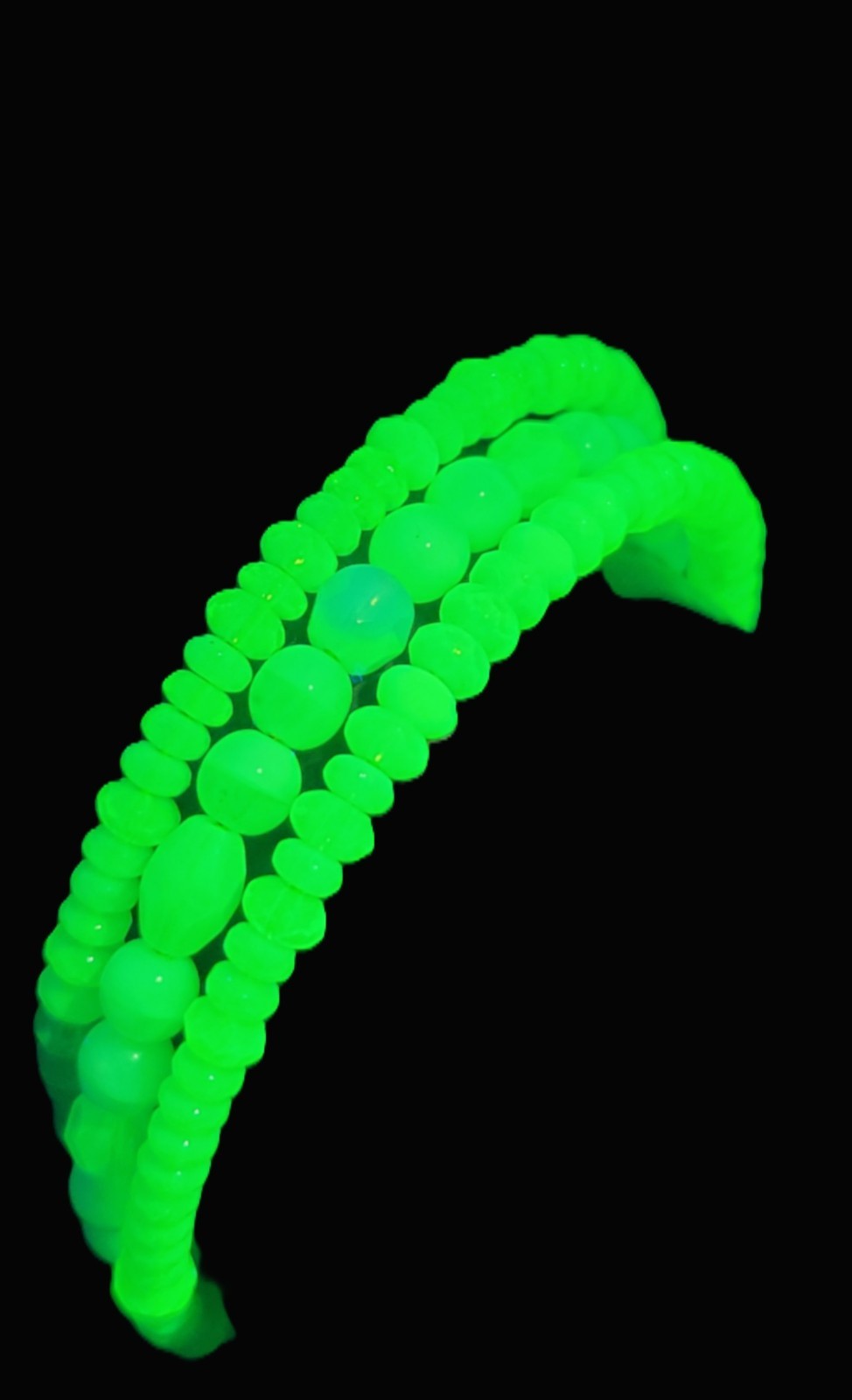 UV Glow Uranium Czech Glass Bead Triple Strand Aqua Coil Bracelet on Gold Tone Memory Wire