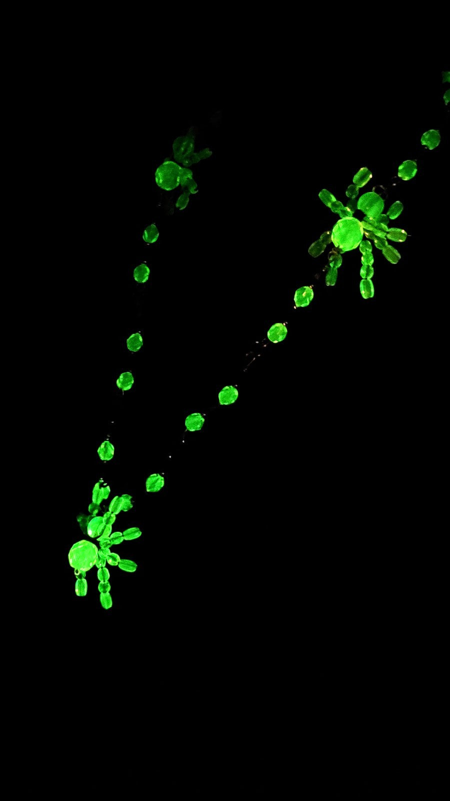 UV Glow Uranium Glass Bead Spider Necklace Silver Tone,  Hand Wired 16" Necklace